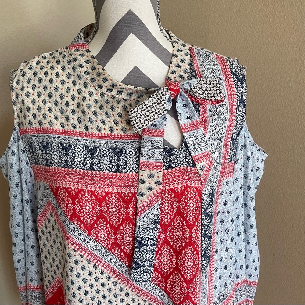 Chico's Patterned Blouse with Bow & Open Shoulder - Long Sleeve - Size: 2 - Picture 2 of 8